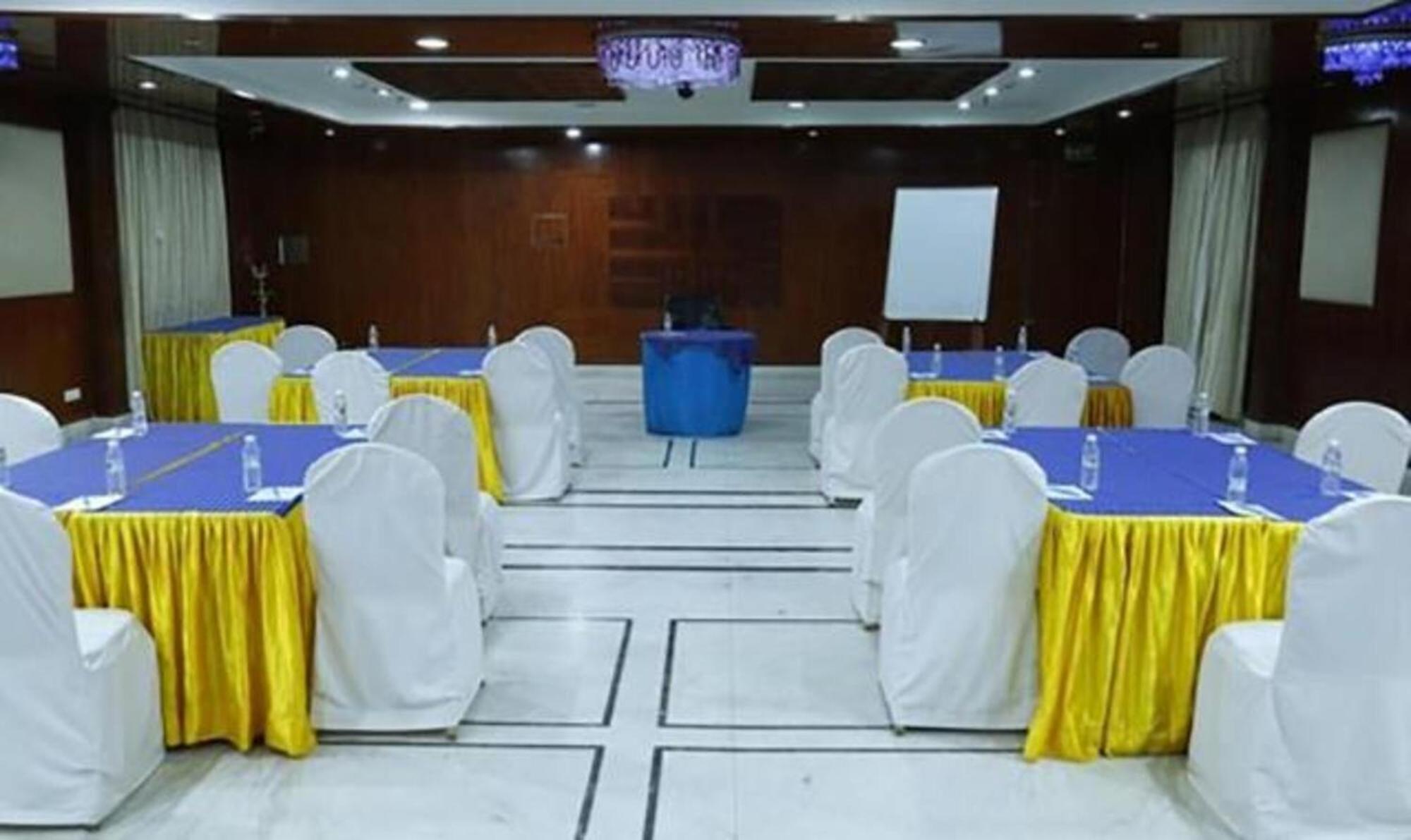 Fabhotel Prime Chennai Deluxe Extérieur photo