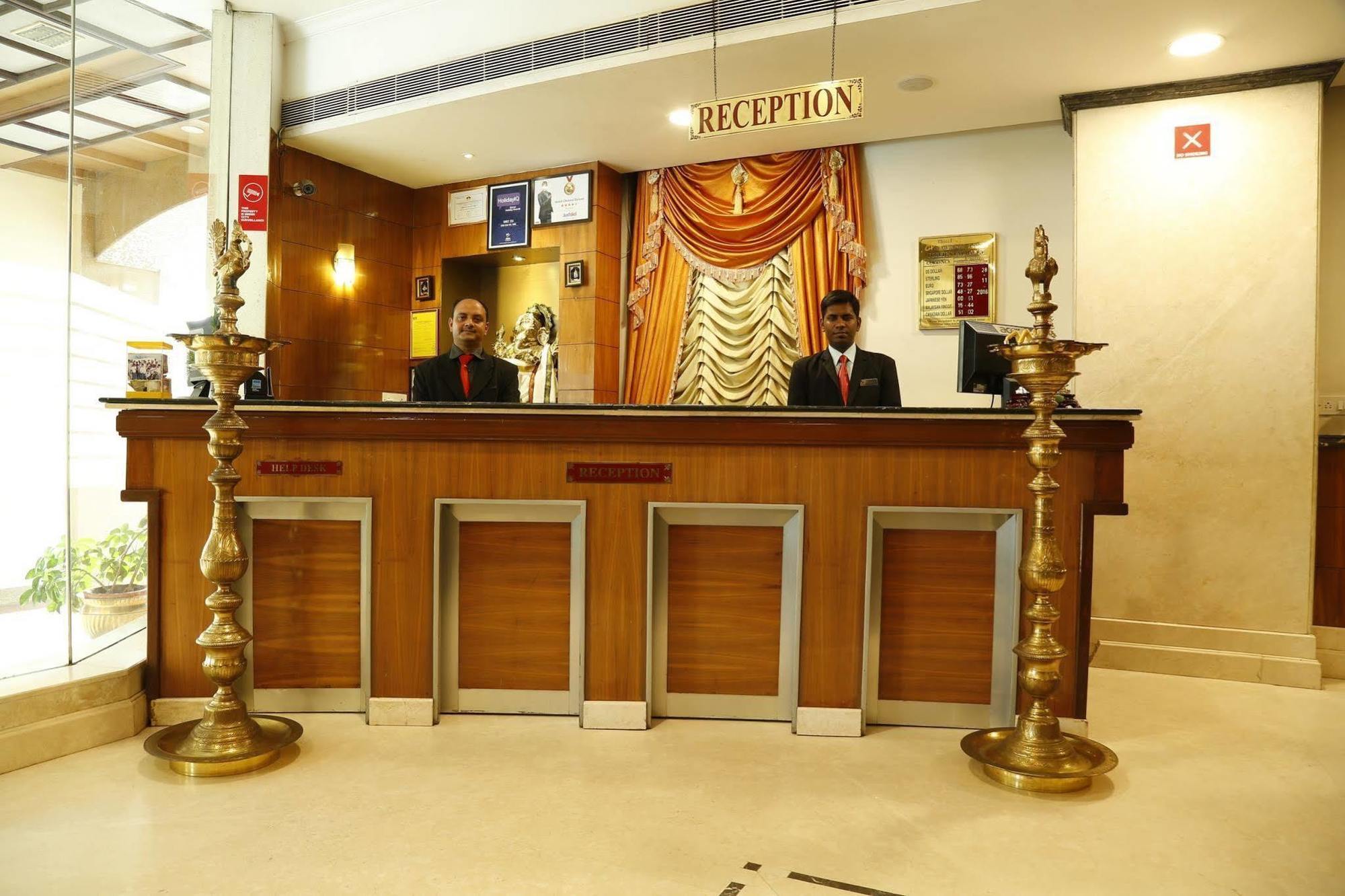 Fabhotel Prime Chennai Deluxe Extérieur photo